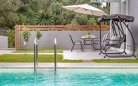 Summer Moments Pool Villa